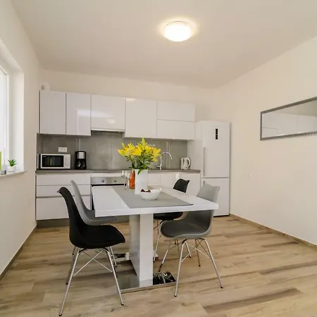 Petra Appartement *