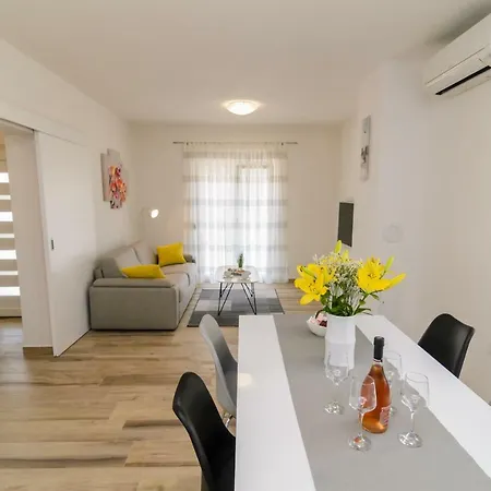 Appartement Petra *