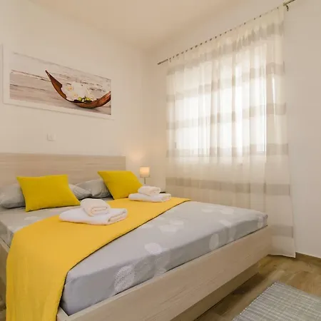 Apartment Petra *