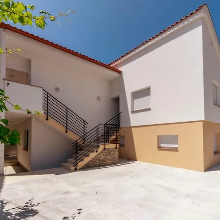 Apartment Petra Zadar
