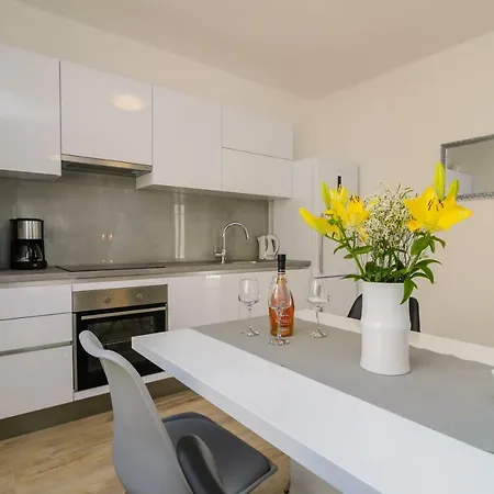 Petra Apartament Zadar