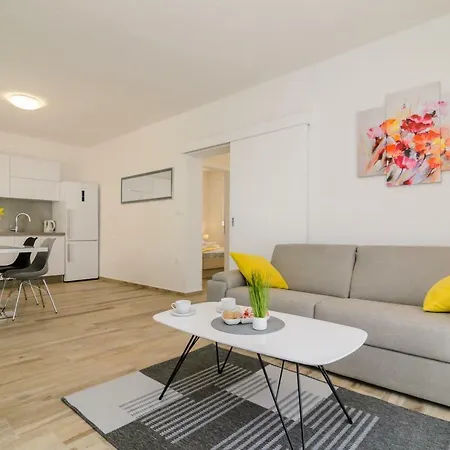 Apartament Petra